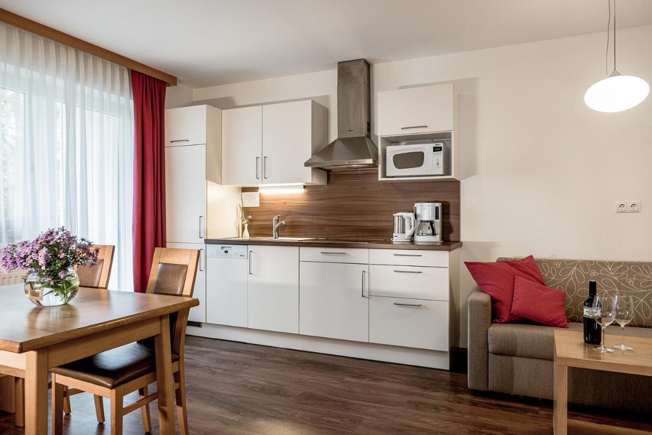 Aparthotel Barbara & 4*